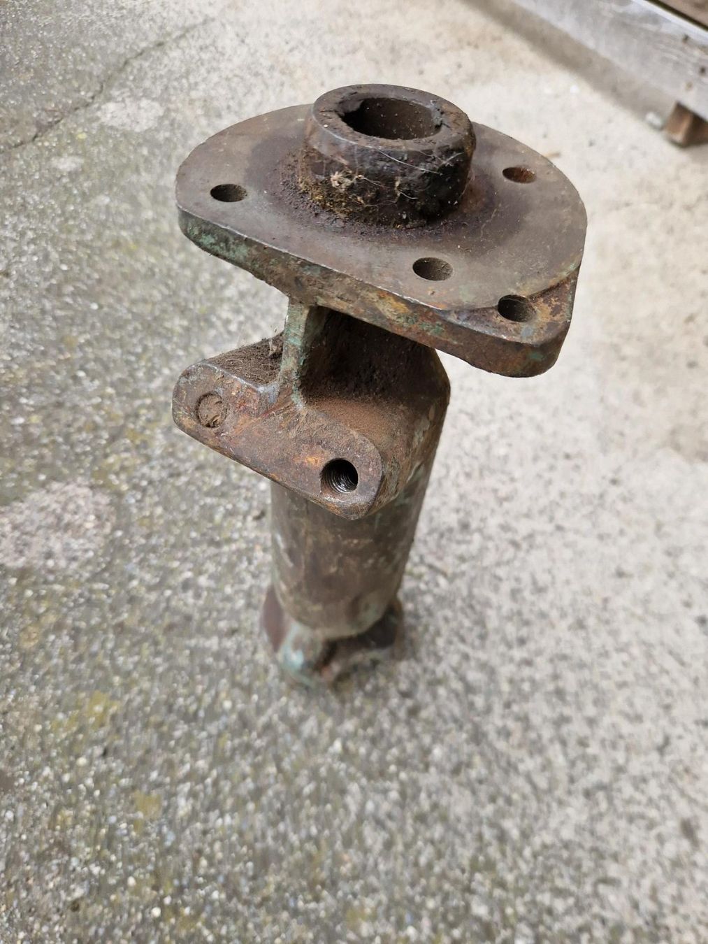 Hürlimann Tracteurs: Hürlimann Traktor Lenksäule evtl. H12? – D'occasion à Dürnten par Bachtel84 3