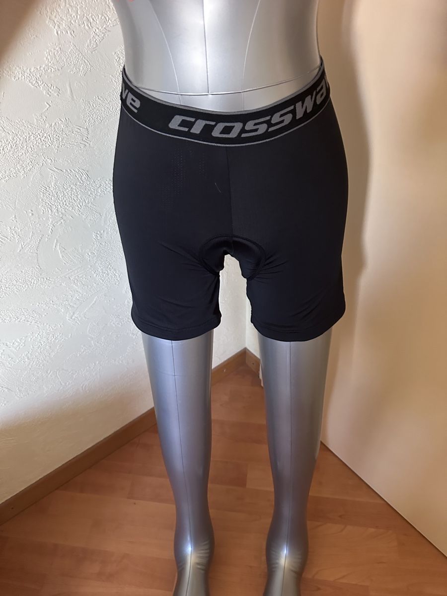 Pantaloni: Bermuda de cyclisme avec culotte intégrée – Usato da Boussens venduto da sko_9w6t 3