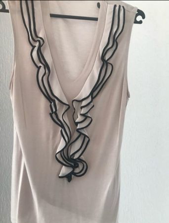 Bluse H&M mit hübscher Rüsche