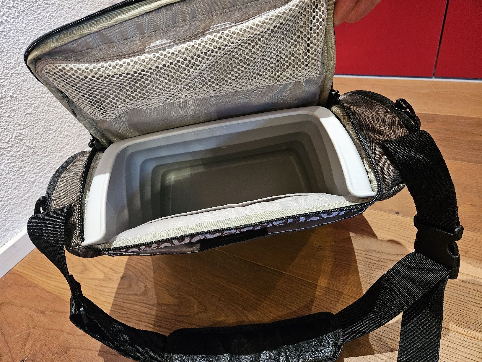 Borse & Zaini: Wickeltasche inkl. Sitzerhöhung – Usato da Krauchthal venduto da Enoxia 3
