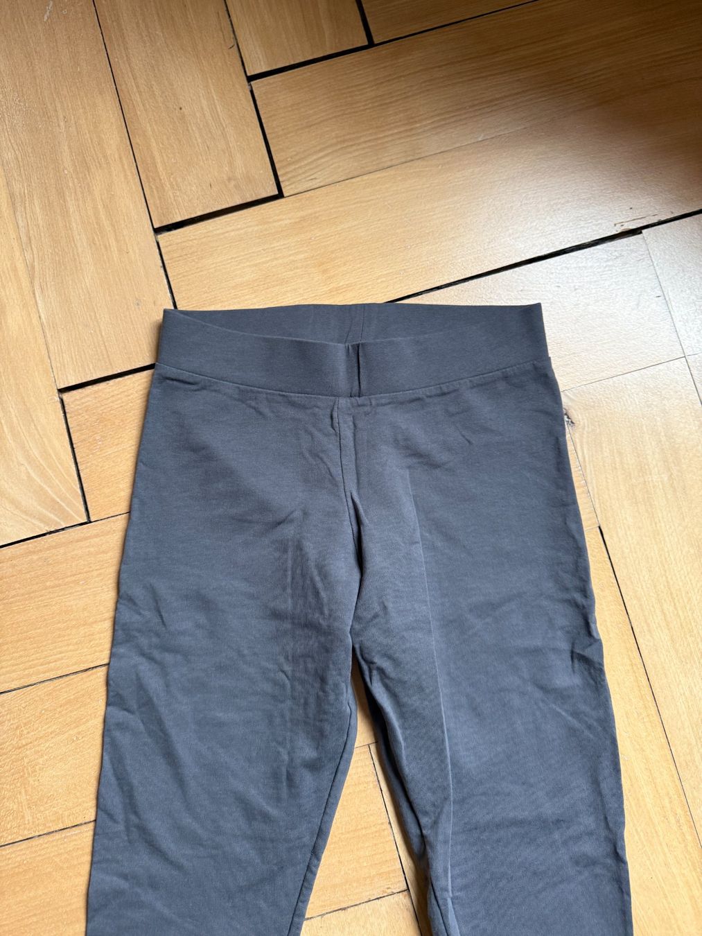 H&M Leggings: Leggings grau S – Gebraucht aus Zürich von Diazaio 1