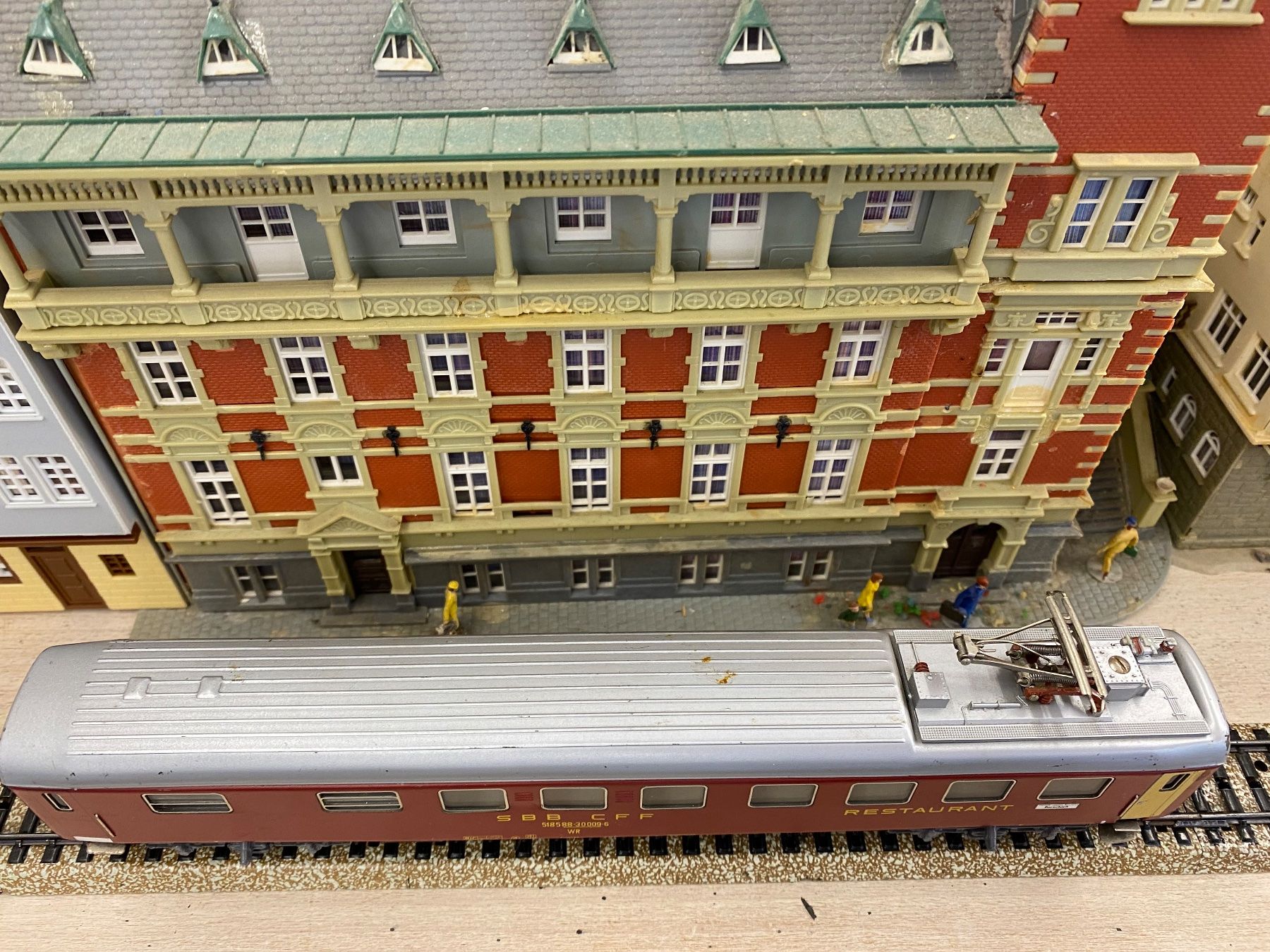 Märklin Modellini di ferrovie: Märklin 4068 SBB Speisewagen – Usato da Lupsingen venduto da New-Haven 1