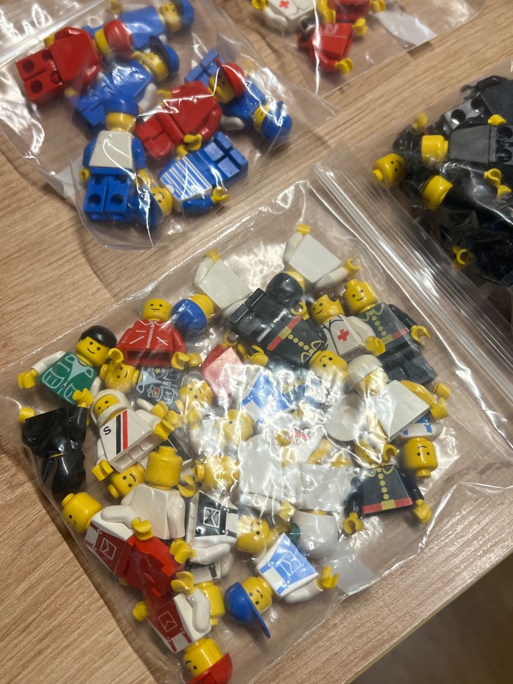 Lego Giocattoli: Lego Figuren – Usato da Steffisburg venduto da Mamschi 1