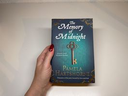 NOVEL: Pamela Hartshorne, The Memory of Midnight