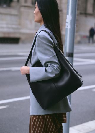 MANGO Bucket Tote Bag, schwarz