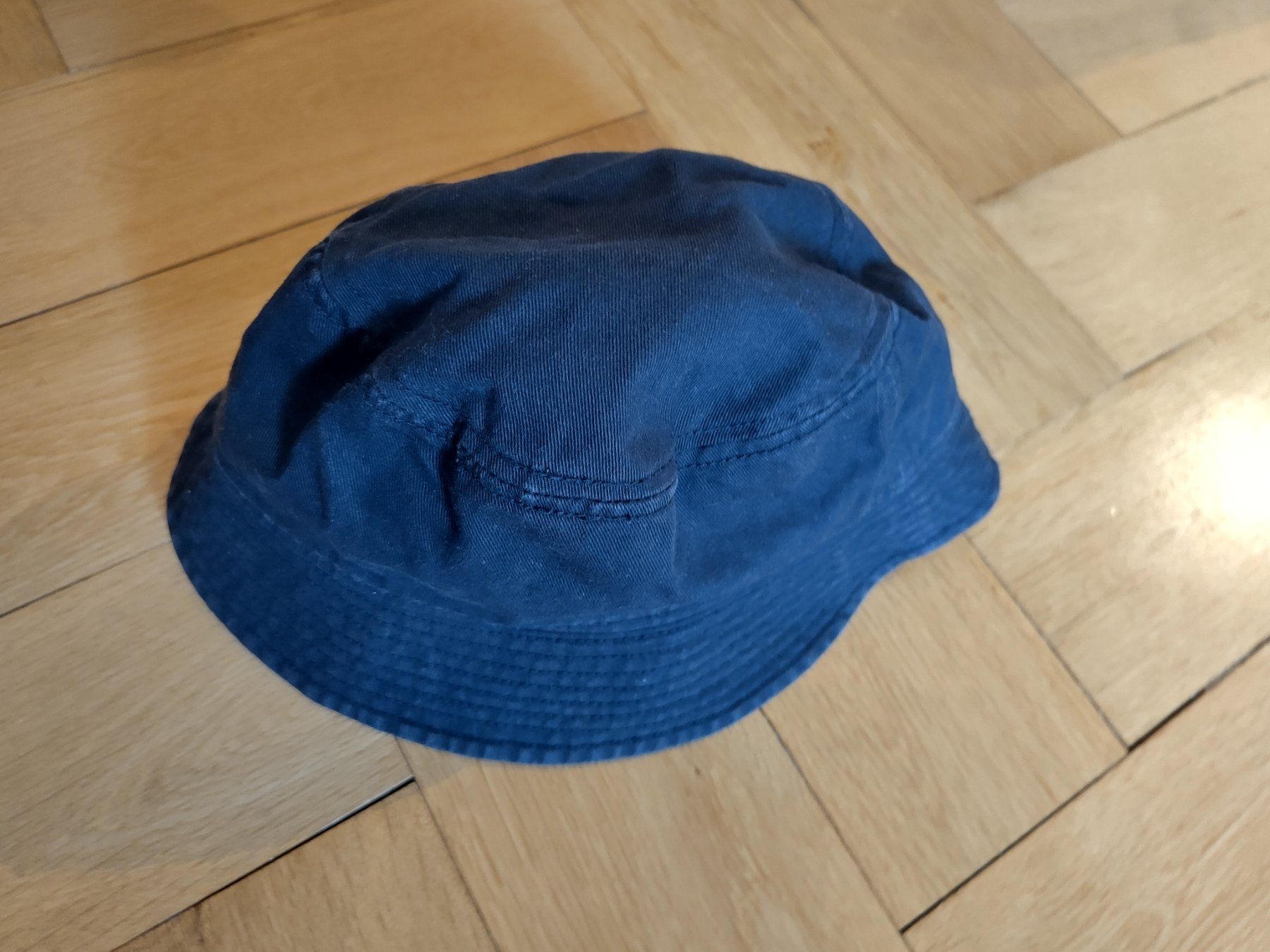 Copricapi, berretti & cappellini: Bucket Hat / Fischerhut – Usato da Bern venduto da Linii 2