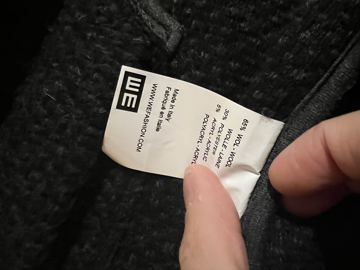 We Jacken: WE Herren Jacke Wolle/Polyester Schwarz-blau Grösse M – Gebraucht aus Hünenberg von Paddels 2