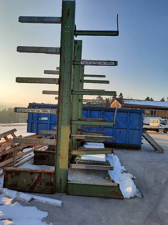 Scaffali: Kragarmgestell (Massiv, selbststehend) – Usato da Buttisholz venduto da Archive 1