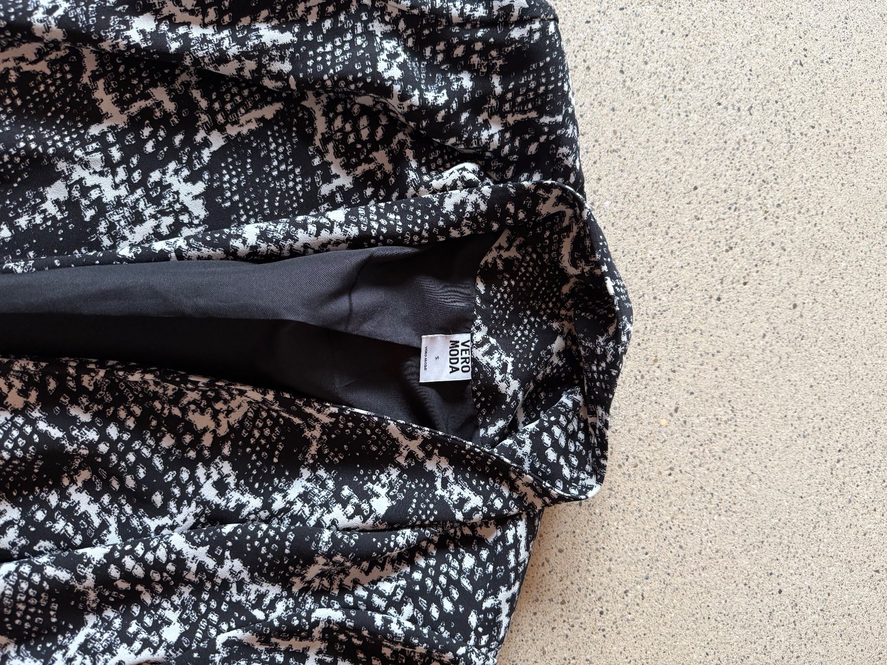 Vero Moda Giacche: Blazer Vero Moda – Usato da Langwiesen venduto da nin_7mt2 1