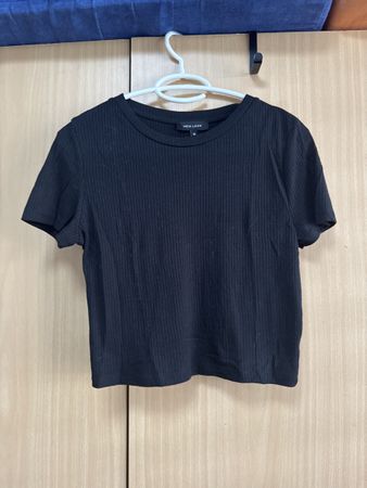 Schwarzes New Look T-Shirt Gr. 10, Crop Top