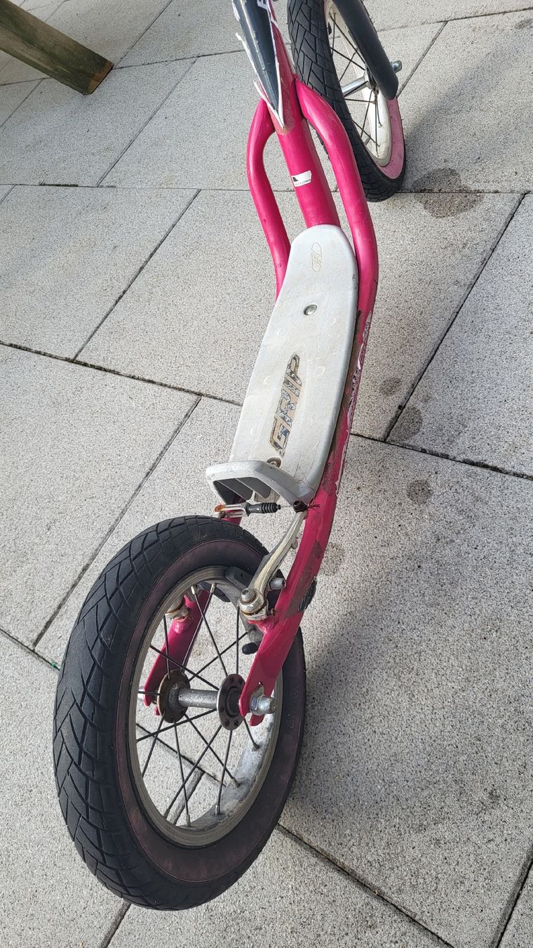 Puky Véhicules pour enfants: Trotti mit Luftreifen pink – D'occasion à Grüt (Gossau ZH) par Ladyt 2