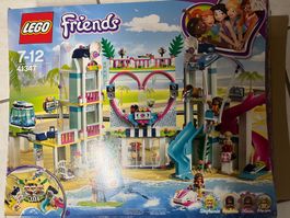 Lego Friends 41347 Le complexe touristique d'Heartlake City