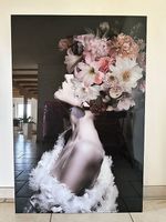 KARE Design Glasbild Frau mit Blumen