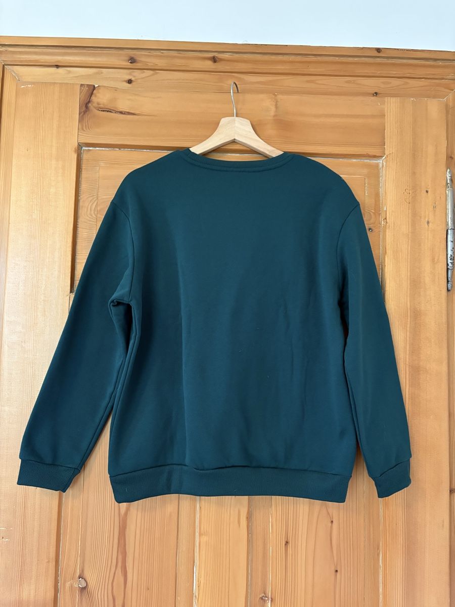 Shein Maglioni & Felpe: Dunkelgrüner Pullover mit Hasen-Motiv in Grösse S-M – Usato da Frauenfeld venduto da lin_77m9 1
