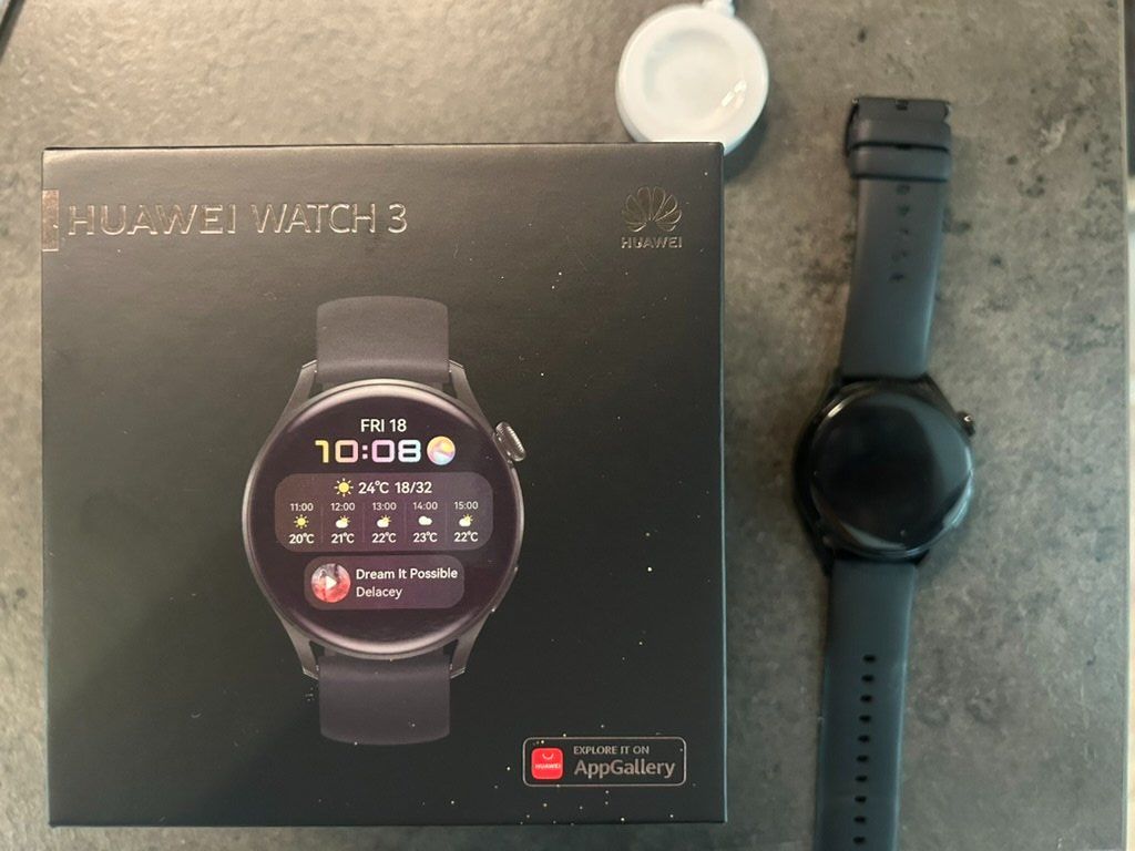 Huawei Smartwatch: Huawei Watch 3 mit Ladegerät – Usato da Hindelbank venduto da Ottifant2012 1