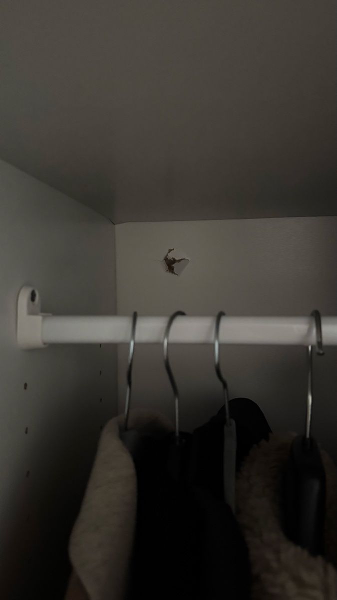 Ikea Schränke: KLEPPSTAD Kleiderschrank mit 3 Türen – Gebraucht aus Zürich von s_cm 3