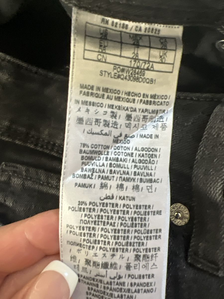 Guess Jeans: Jeans – Usato da Oberuzwil venduto da DanaB01 4