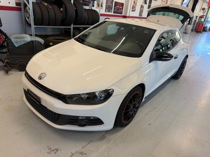 VW Automobili: VW Scirocco 2.0 TSI – Usato da Hünenberg venduto da Auto-Klinik01 2