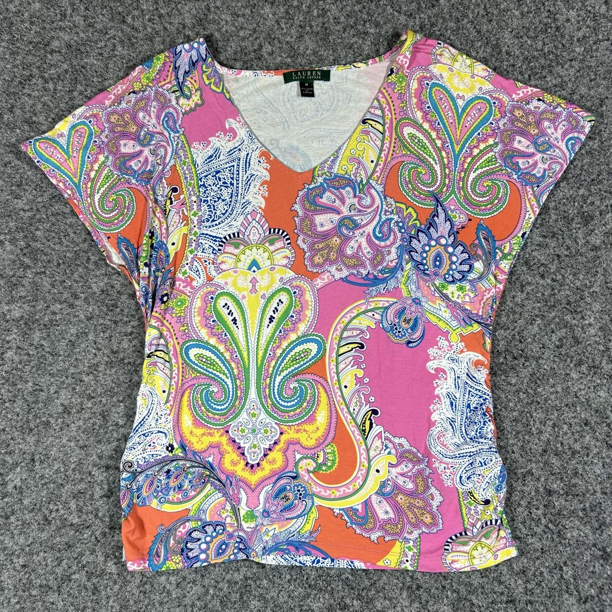 Ralph Lauren T-shirt: Polo Ralph Lauren shirt – Nuovo (secondo la descrizione) da La Sagne NE venduto da Matlasape
