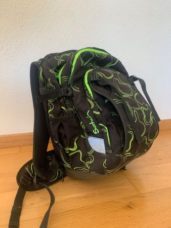 Schulrucksack Satch schwarz grün gebraucht Zustand