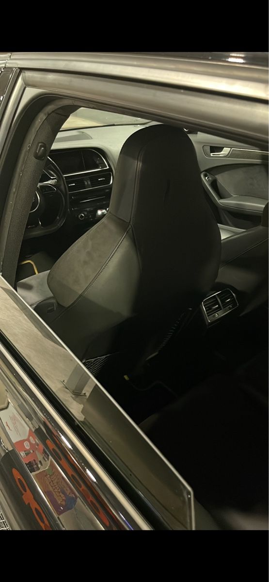 Automobili: Audi Rs4 v8 4.2 2013 – Usato da zürich venduto da khouya01 3
