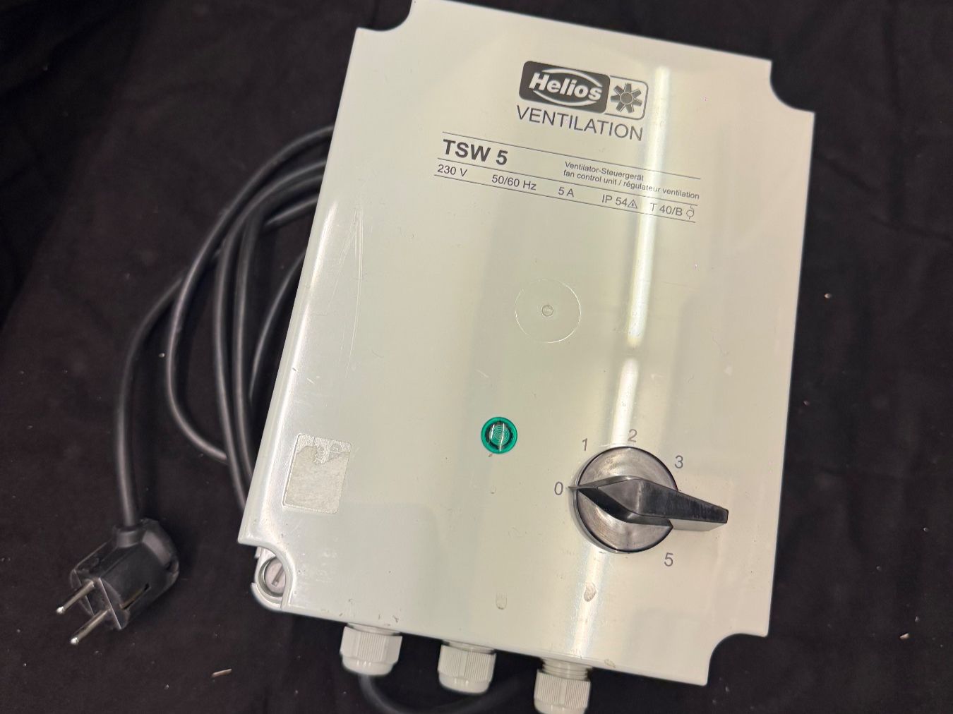 Ventilatori: Helios TSW 5 Profi Ventilator-Steuergerät 230V 5A – Usato da Wil venduto da erdgeschoss_wil