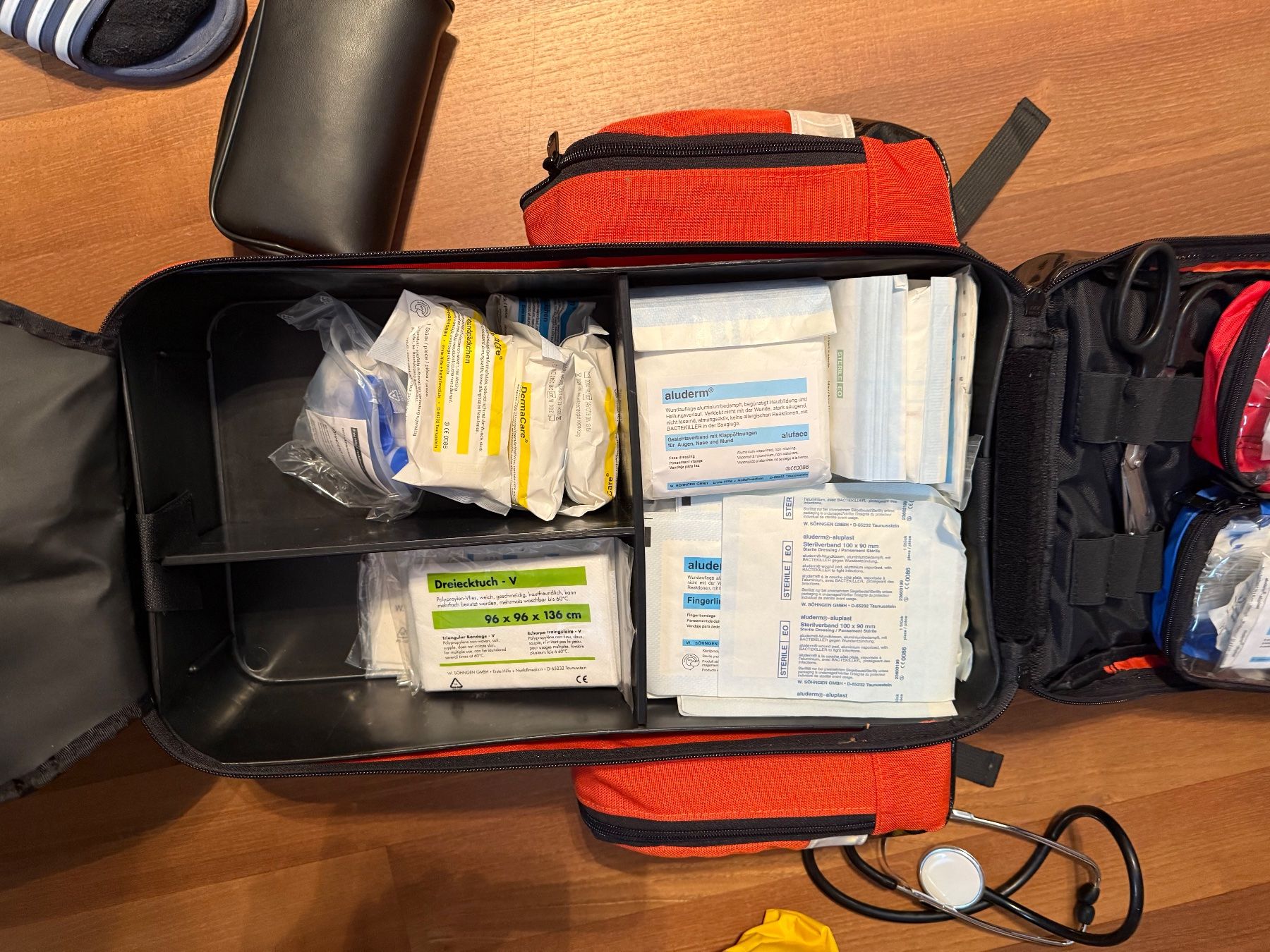 Rucksäcke: Sanitätsrucksack Top Zustand! – Gebraucht aus Diepoldsau von raschleg60 4