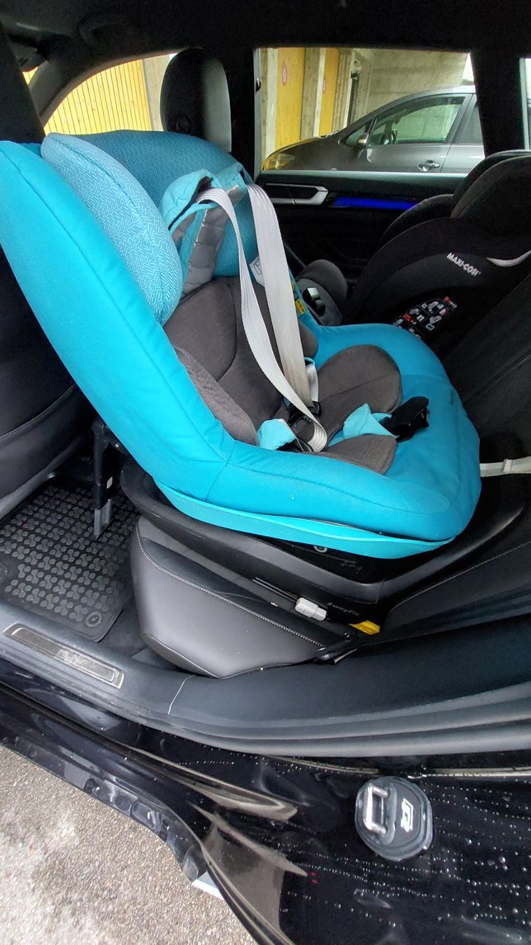 Maxi-Cosi Seggiolini per auto: Maxi Cosi Pearl 2 Way – Usato da Oberschrot venduto da sam_65t2 1