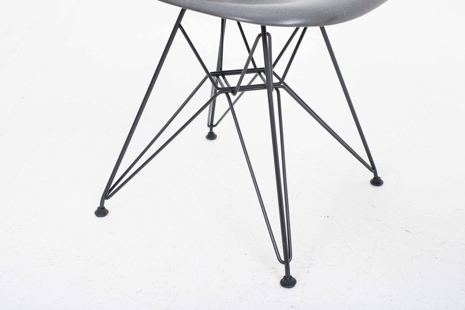 Vitra Sedie: Vitra Fiberglass Side Chair DSR - Eames - Elephant Hide Grey – Usato da Zürich venduto da STUZH38 7