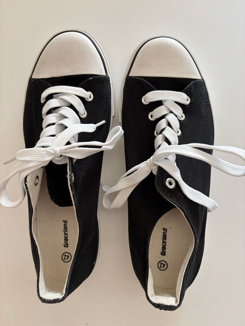 Graceland Scarpe da donna: Canvas-Sneaker, Gr 42 – Usato da Luzern venduto da Jurschka 1