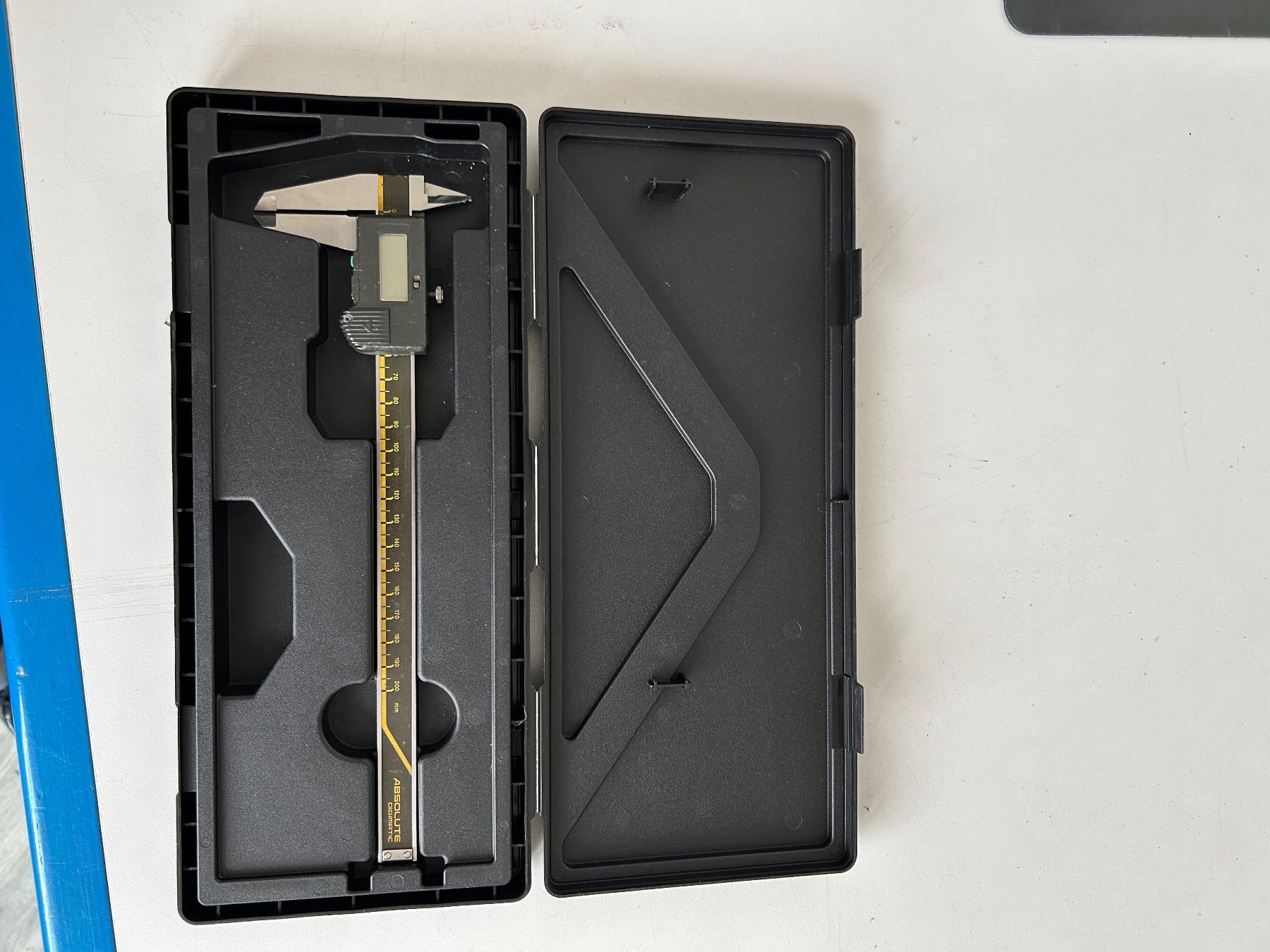 Misurare: 6 X Messwerkzeuge Set digital Mikrometer Messschieber – Usato da Frenkendorf venduto da SF-Swiss 5