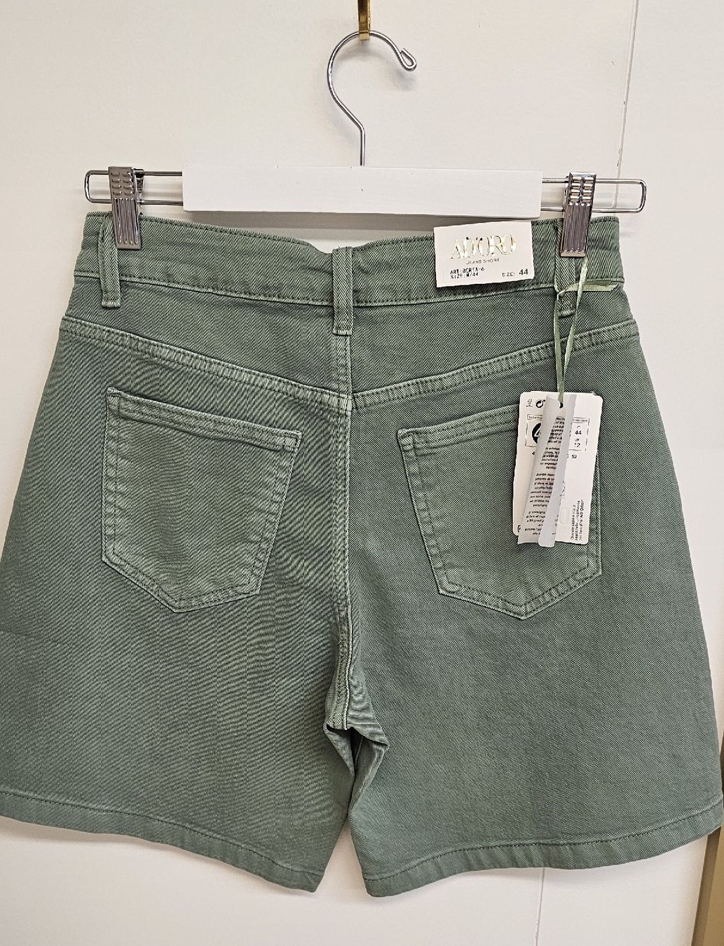 Hosen: Shorts XXL NEU – Neu und originalverpackt aus St. Gallen von Moda.1 1