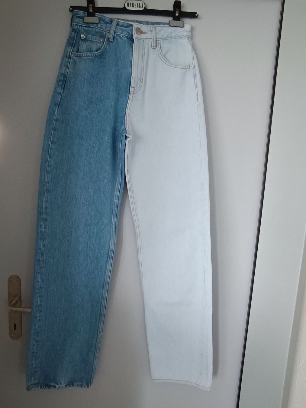 Pull&Bear Jeans: zweifebige Jeans (Pull&Bear) – Usato da Oberbipp venduto da jan_68pd 2