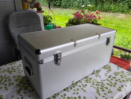 Aluminium Koffer / Truhe /box topverarbeitung