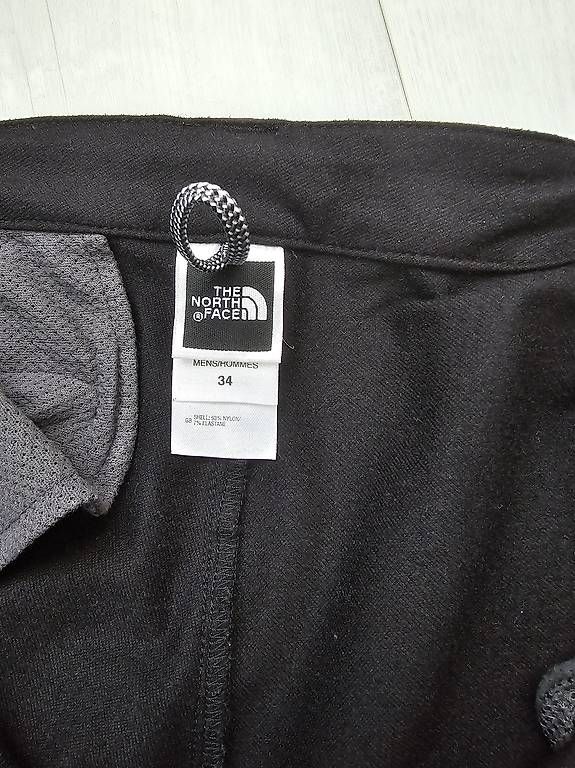North Face Pantaloni: The North Face  Gr.34 – Usato da Port venduto da sold54 1