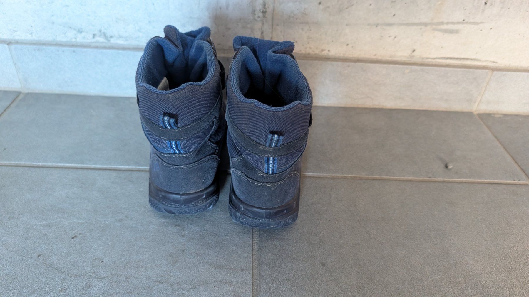 Schuhe für Jungen: Superfit Winterschuhe Grösse 28 – Gebraucht aus Kirchdorf AG von Reto2005 1