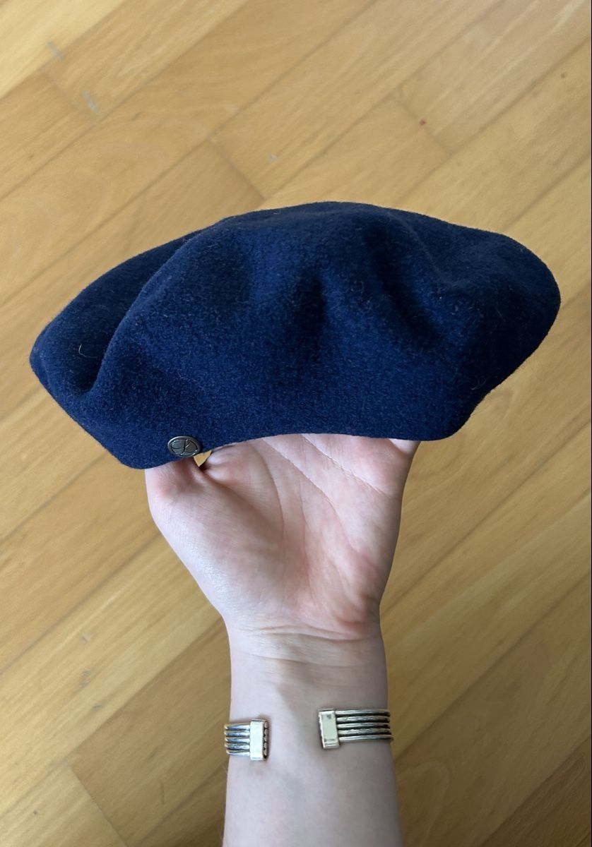 Hüte, Mützen & Caps: Dunkelblauer Beret – Gebraucht aus Aesch BL von noe_xz5r 1