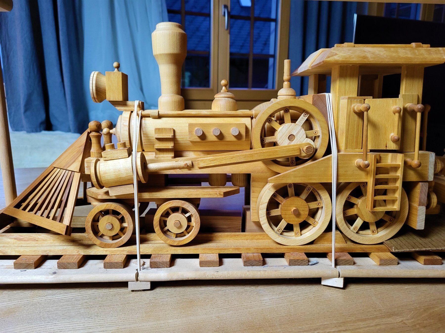 Kit di modellismo & Modellini statici: Lokomotive – Usato da Altbüron venduto da bestatter12 3