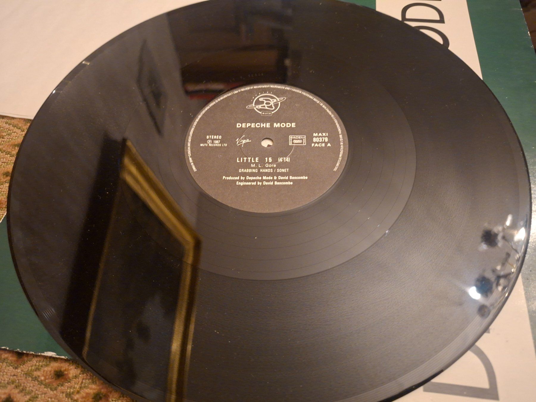 Dischi in vinile: 2x 12" Maxi - Depeche Mode - Little 15 + Never let Me Down – Usato da Bernex venduto da Wannabehasbeen01 6