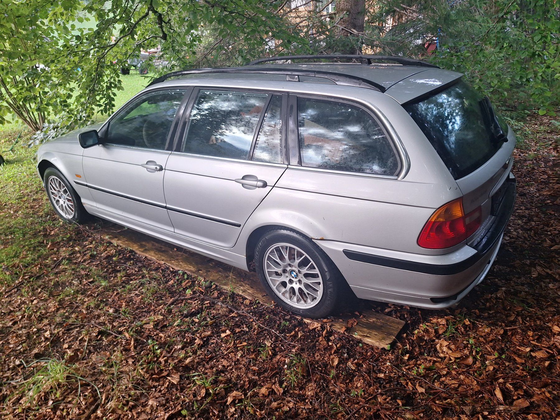 BMW Autos: BMW 325xi E46 Touring – Defekt aus Diesbach GL von Ralfmaa 3
