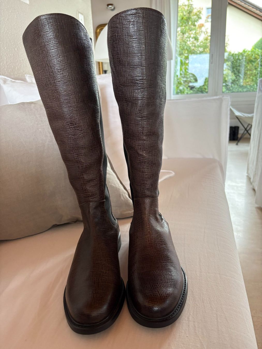 Scarpe da donna: Pollini Studio Lederstiefel Gr. 39 – Nuovo (secondo la descrizione) da Bergdietikon venduto da playahermosa