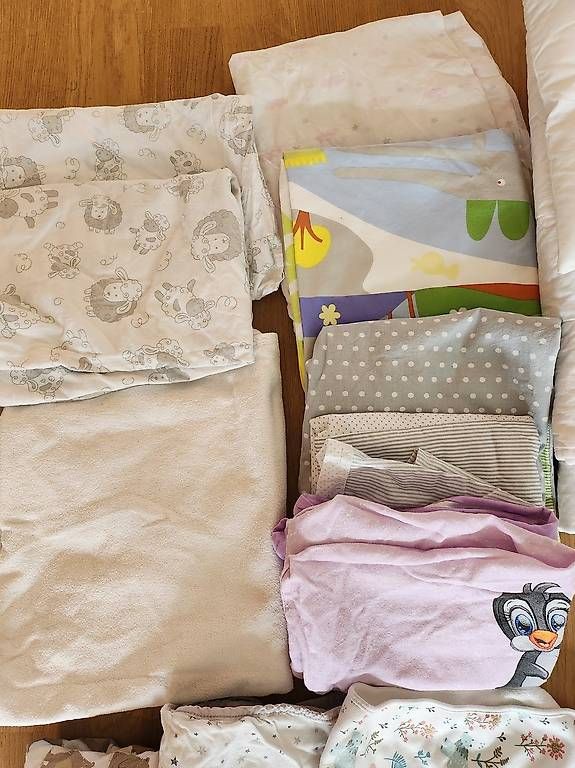 Lotti & Set di vestiti: Baby Schlaf-Set – Usato da Winterthur venduto da kyubi 2