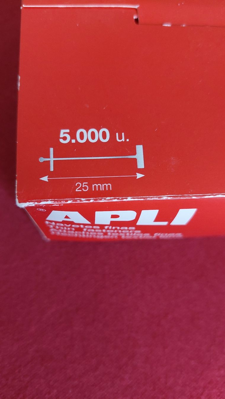 Tutti gli attrezzi: APLI Textilfäden Fein, Standard 25 mm – Usato da Zürich venduto da Romstyle 2