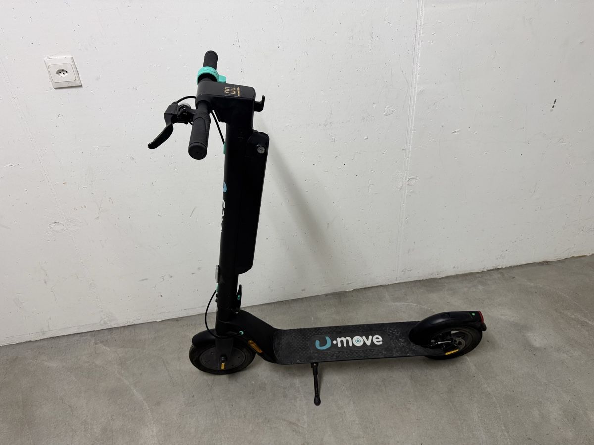 Scooters: E-Scooter – Gebraucht aus Chur von Decuf