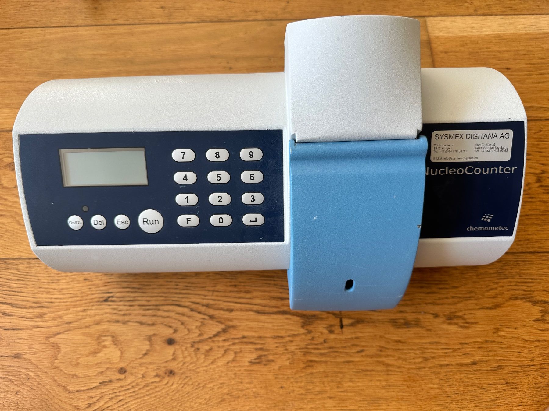 Attrezzature mediche: ChemoMetec NucleoCounter Automated Cell Counter – Usato da Basel venduto da boo_dc8c 1
