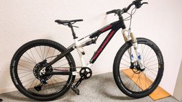 Rocky Mountain Element 70, Fully, Rahmen S, Laufräder 26"