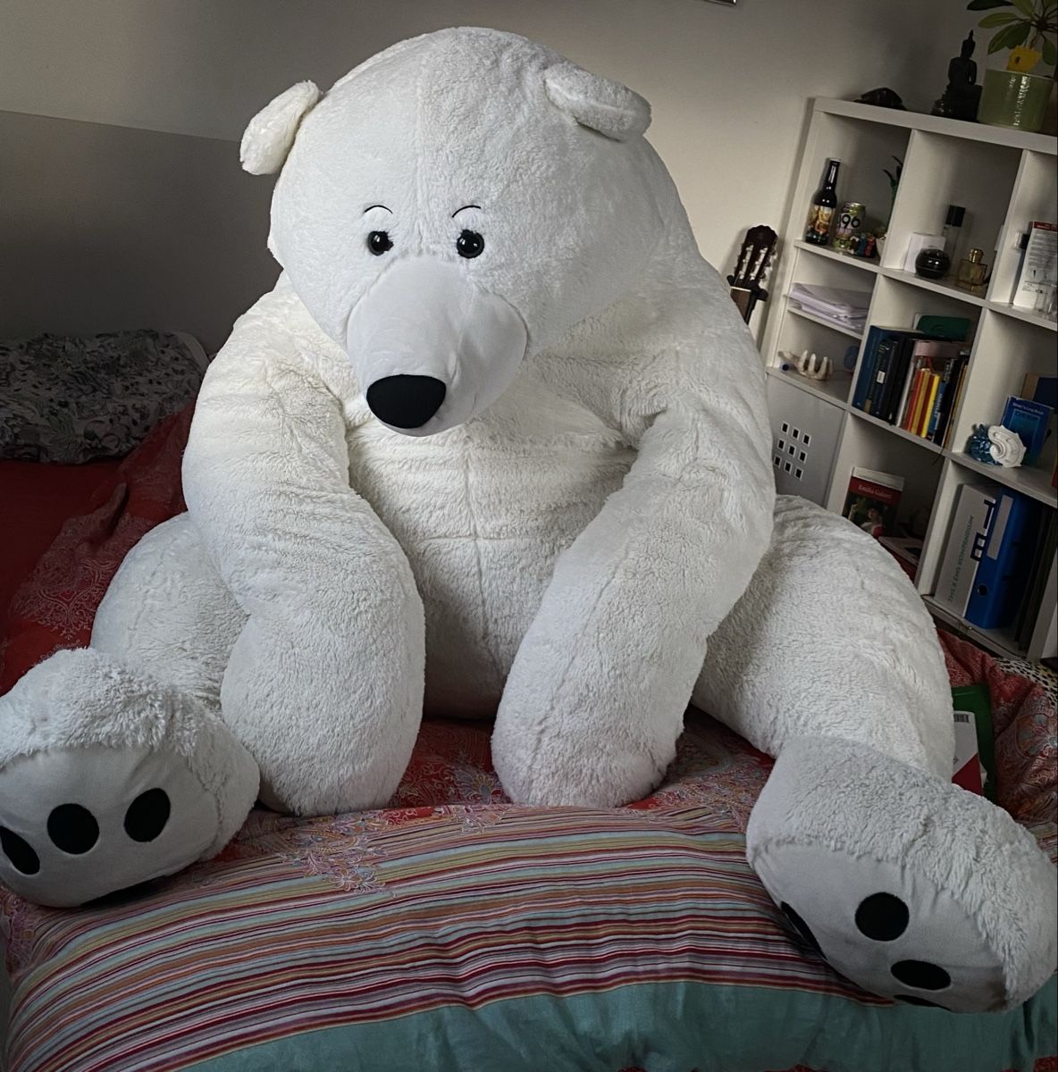 Manor Spielzeuge: XXL Plüschtier-Eisbär – Neu (gemäss Beschreibung) aus Muttenz von ala_7c7n