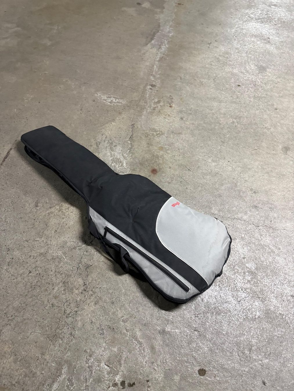 Strumenti musicali: Basse électrique enfants Stagg BC300 – Usato da Genève venduto da suzycloclotte 9