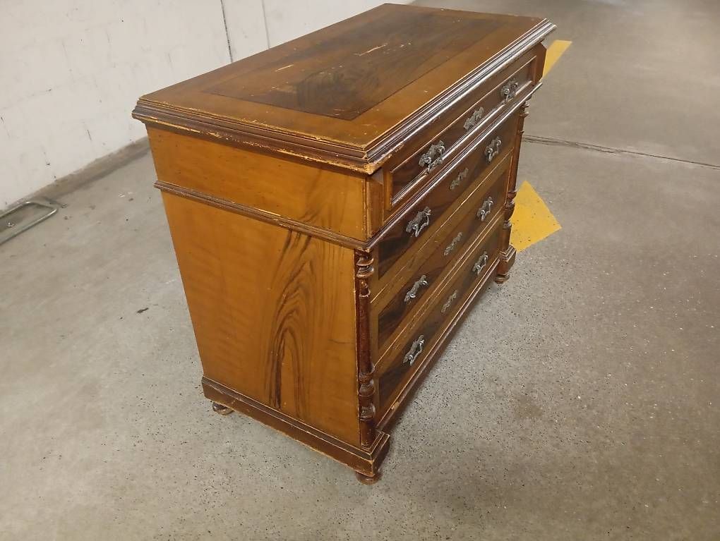 Cassettiere: Holz Kommode mit Schubladen – Usato da Basel venduto da Petergunn 3