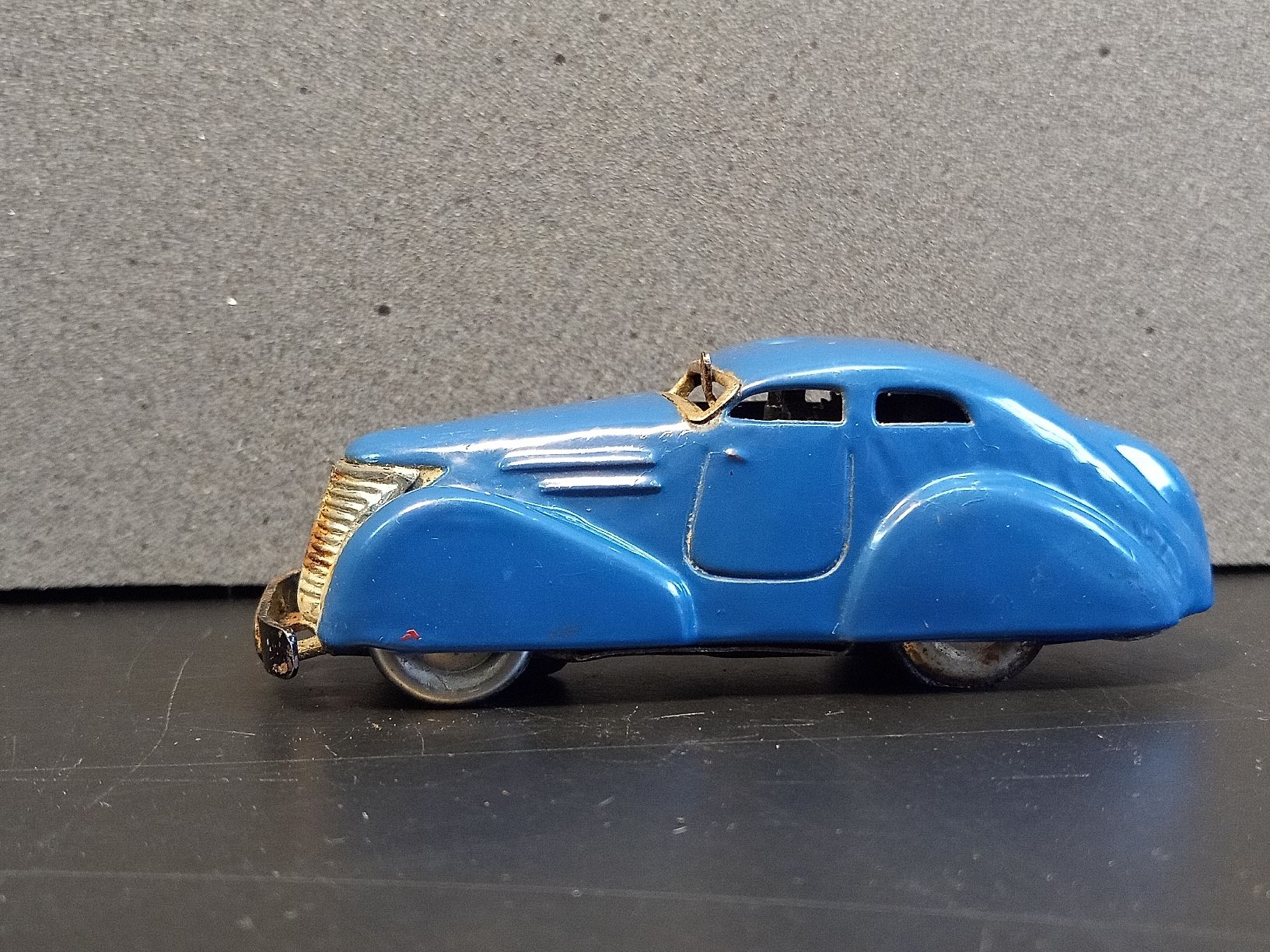 Schuco Modellini d'auto: Schuco 3000 Oldtimer Auto Blechauto Spielzeugauto – Difettoso da Reiden venduto da Zofi-Brocki